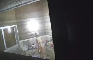 XXX Dia dan dia berhubungan seks di kisah hot panas pagi hari