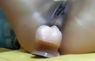 XXX Pembantu seksi cerita panas tidur itu horny