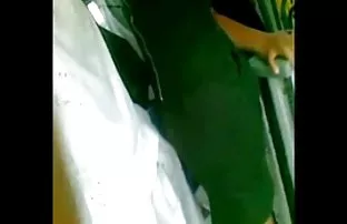 XXX Merobek pantat gadis dan cums di wajah cerita dewasa kedinginan