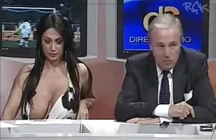 XXX Bayi Sabrina Banks menyerah setelah cerita panas forum semprot ciuman lembutnya